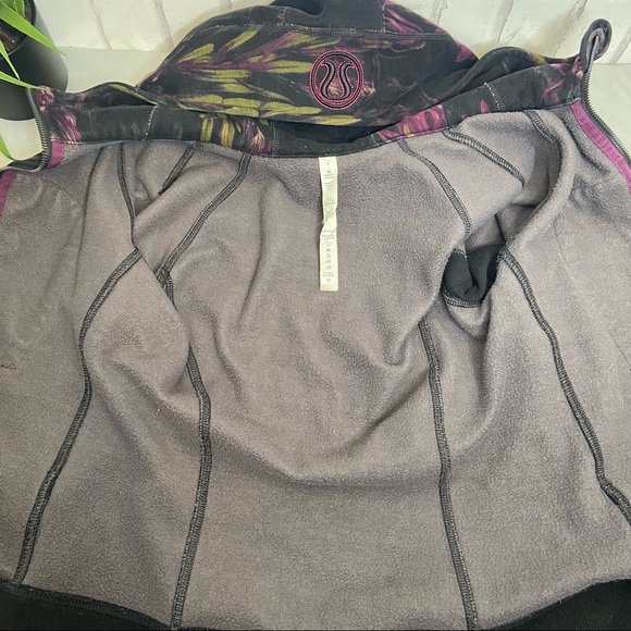 Lululemon midnight iris scuba hoodie - Picture 9 of 13